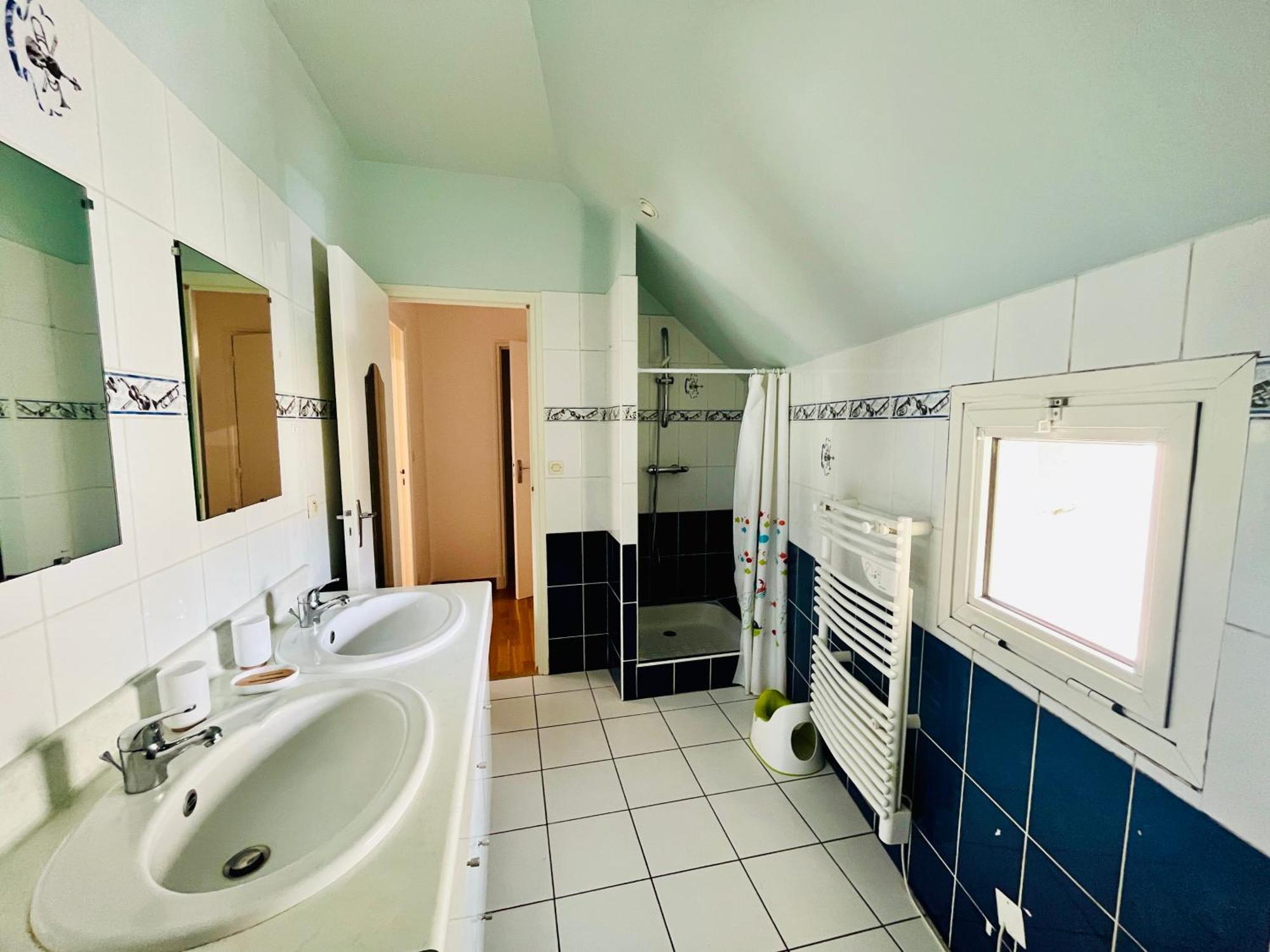 Centre-Bourg, Calme, Familial, L'Appart Du Clocher Limeray Екстер'єр фото